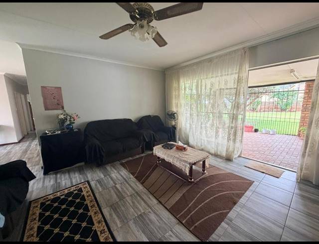 5 BEDROOM HOUSE FOR SALE IN ERASMIA